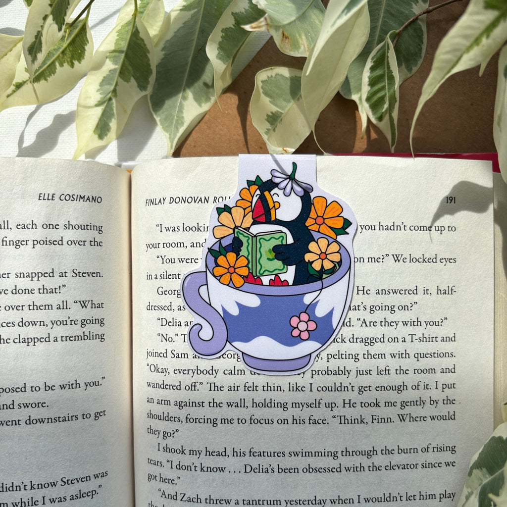 Puffin Reading Magnetic Bookmark