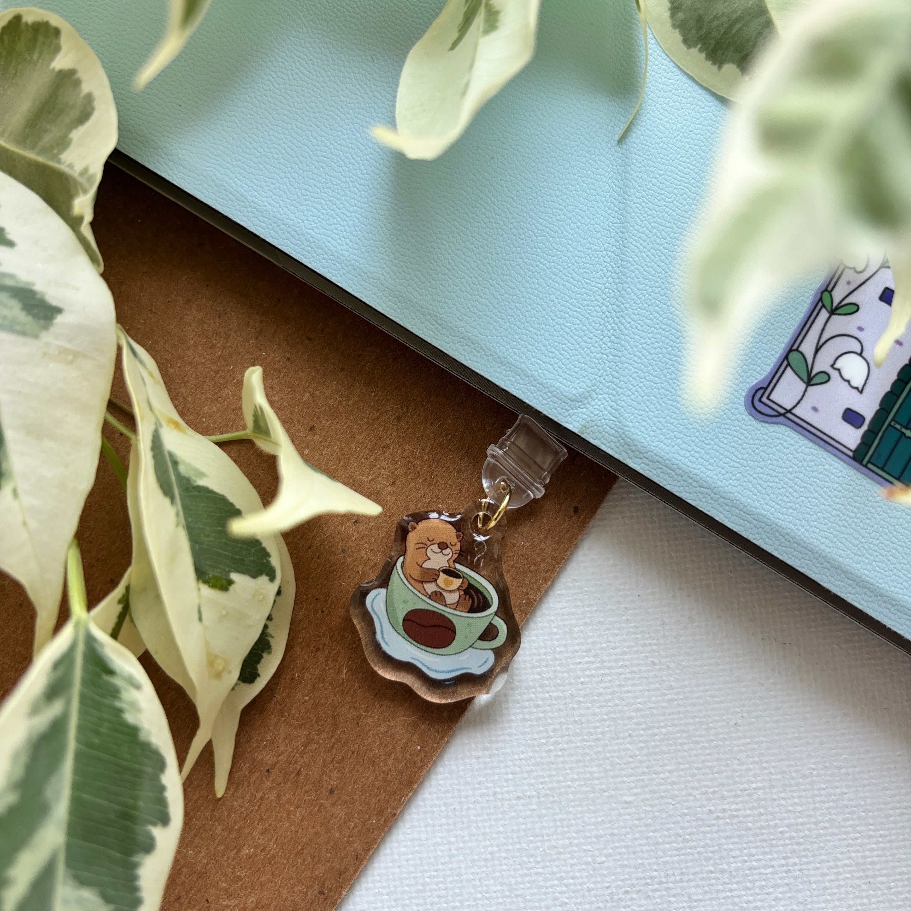 Cozy Otter USB-C Dust Charm