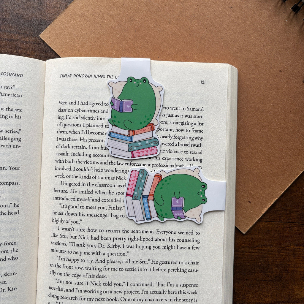 Cute Froggy Reading on books Magnetic Bookmark